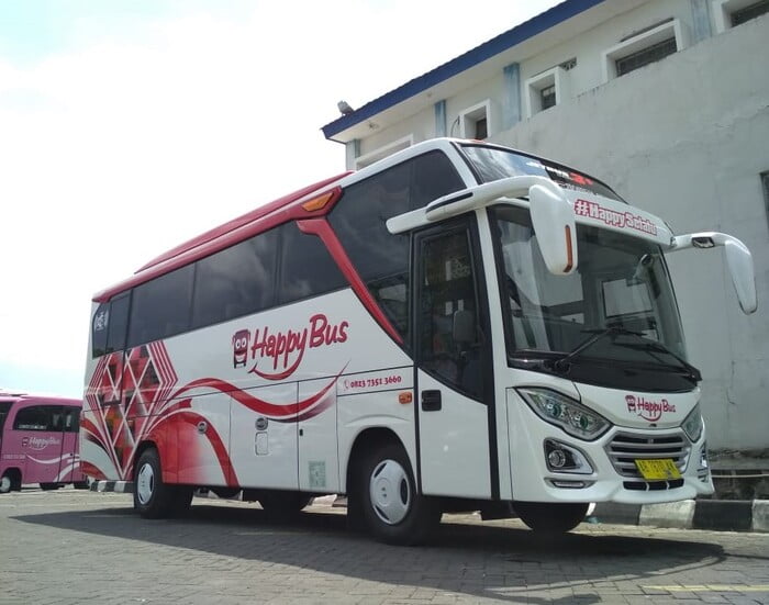 sewa bus surabaya