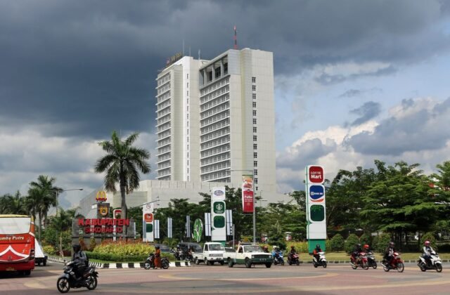 Rental Mobil Dengan Driver di Sukoharjo